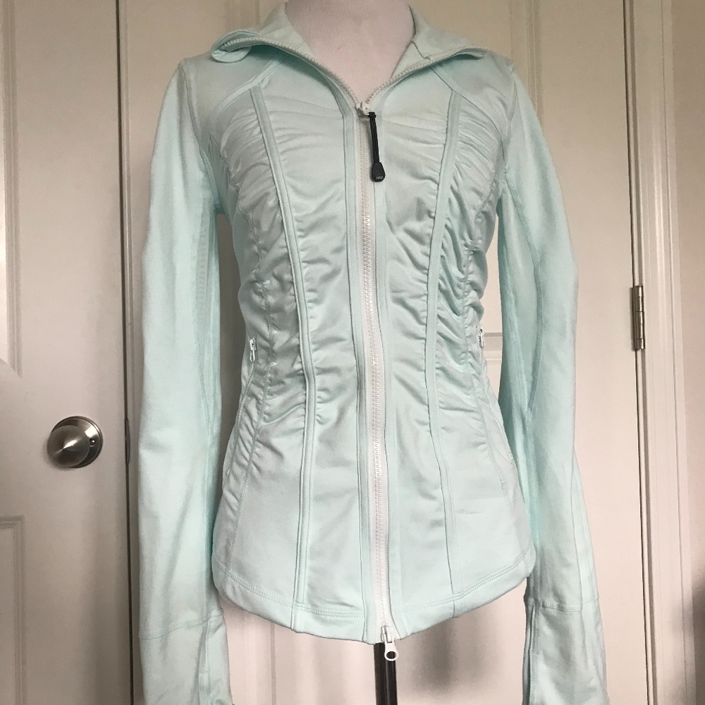 Never worn Zella Jacket!